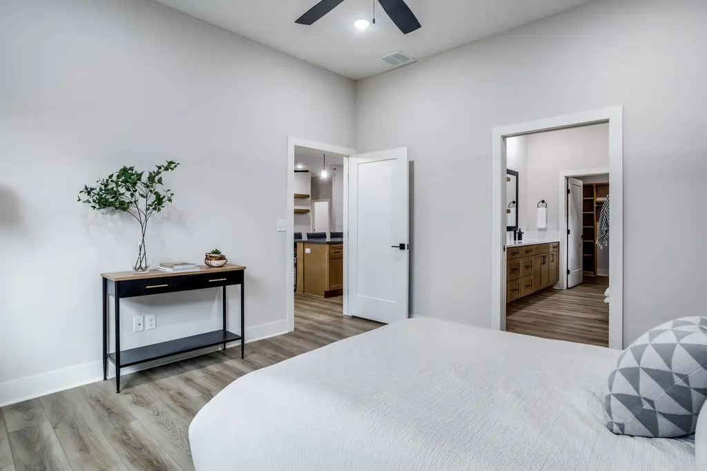 9104 E 33rd Circle S Wichita KS 67210
