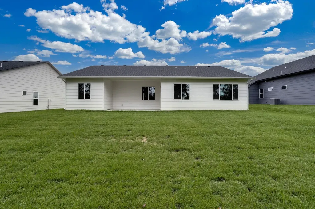 9104 E 33rd Circle S Wichita KS 67210