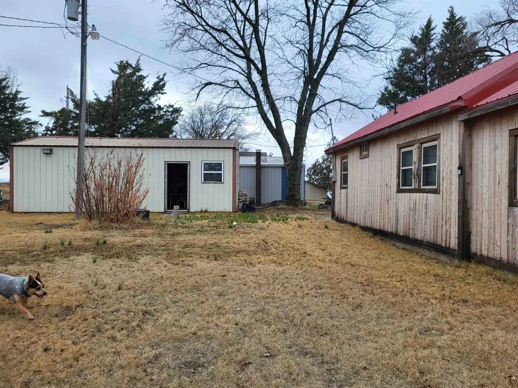 109 Eureka Lake Road Eureka KS 67045