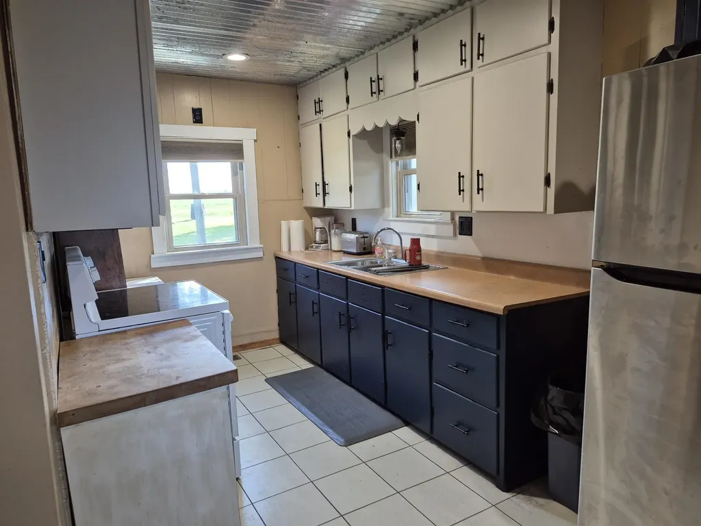 109 Eureka Lake Road Eureka KS 67045