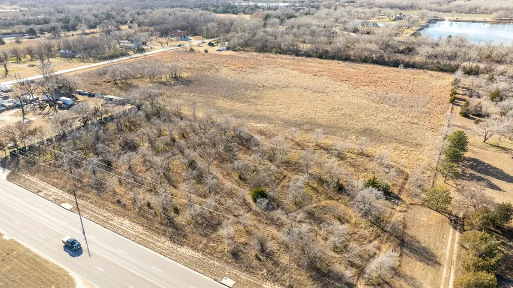 0000 N Ridge Road Wichita KS 67205