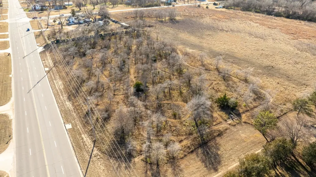 0000 N Ridge Road Wichita KS 67205