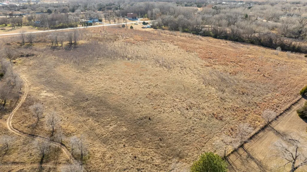 0000 N Ridge Road Wichita KS 67205