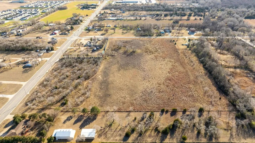 0000 N Ridge Road Wichita KS 67205