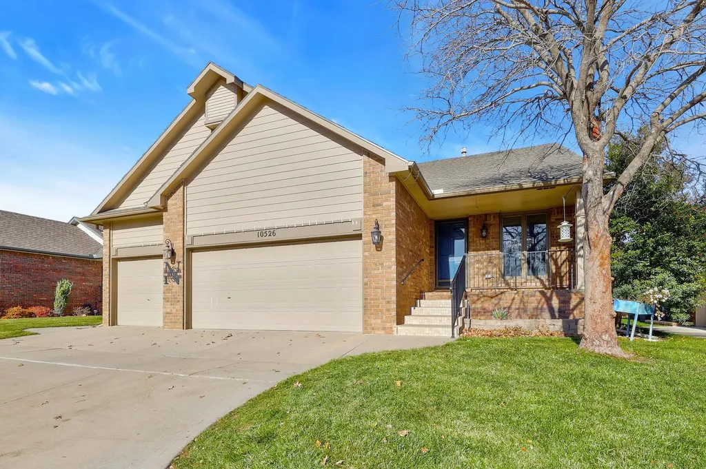 10526 W Foxchase Street Wichita KS 67212