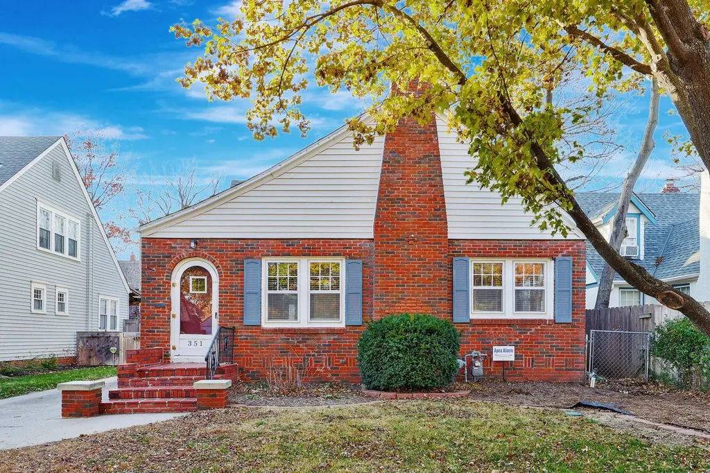 351 N Dellrose Wichita KS 67208