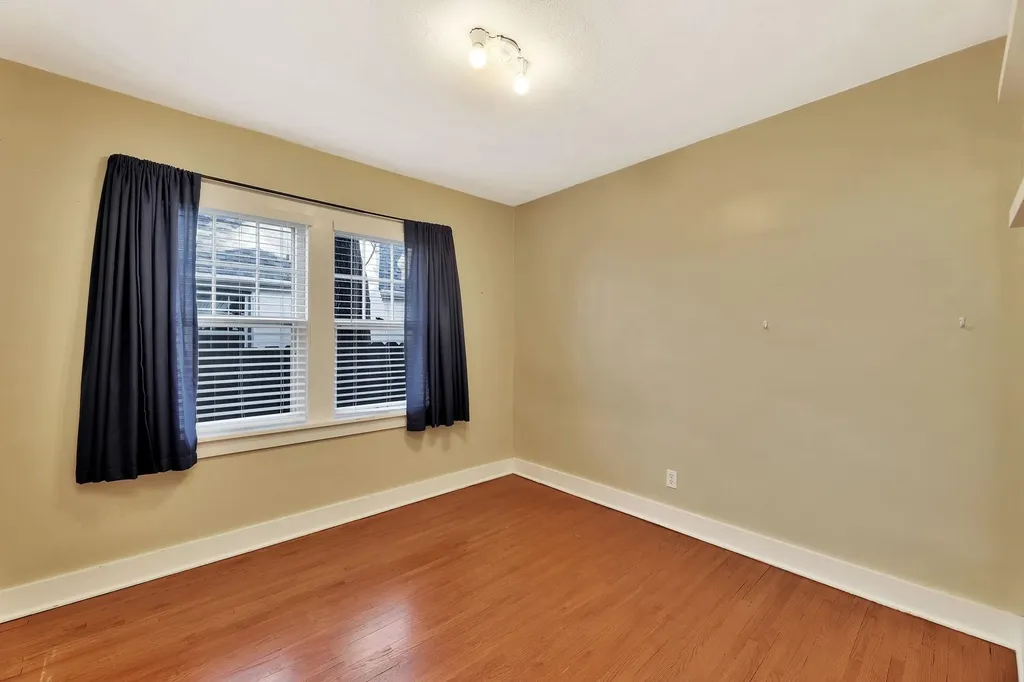 351 N Dellrose Wichita KS 67208
