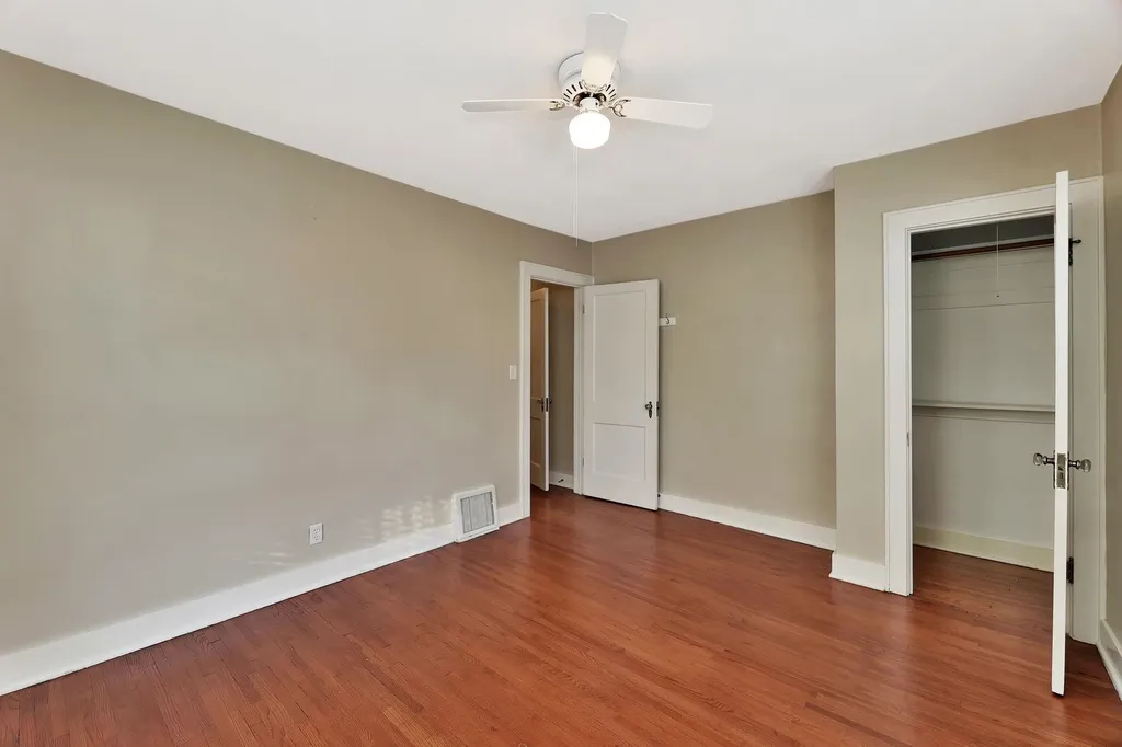 351 N Dellrose Wichita KS 67208