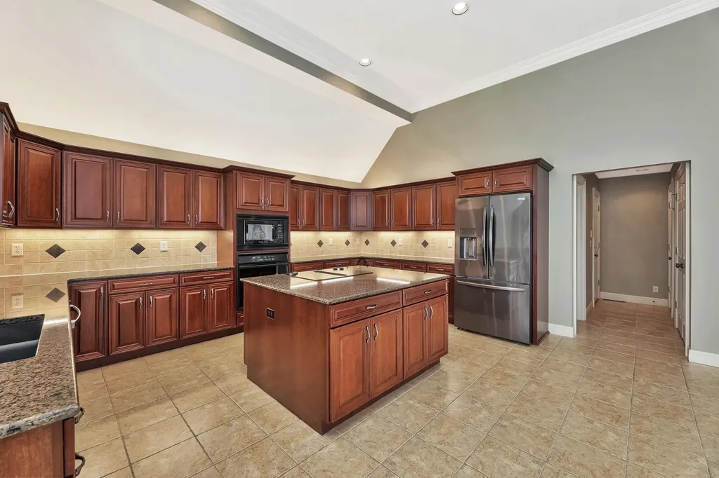 10203 E Churchill Wichita KS 67206