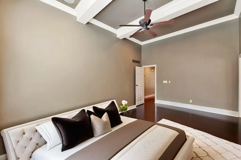 10203 E Churchill Wichita KS 67206