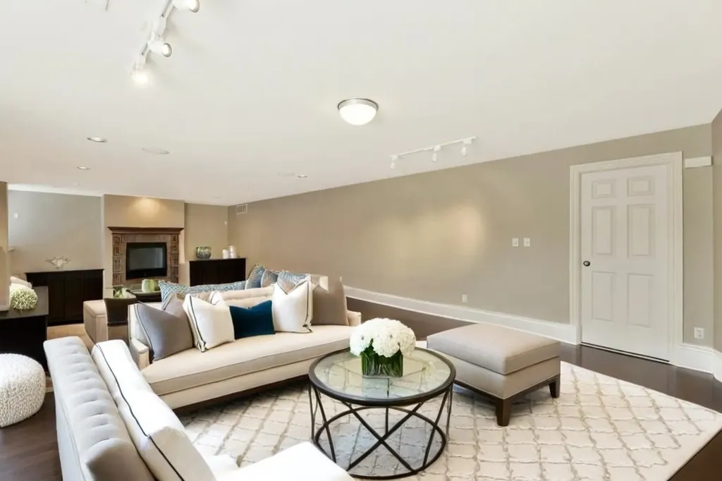 10203 E Churchill Wichita KS 67206
