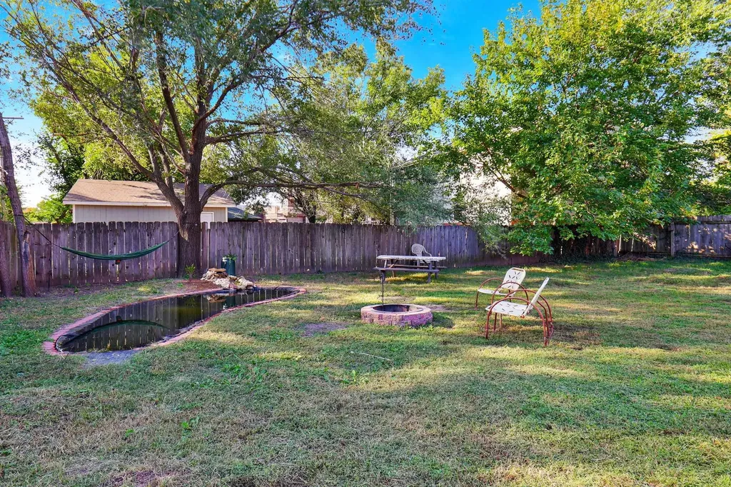 842 N Amidon Avenue Wichita KS 67203