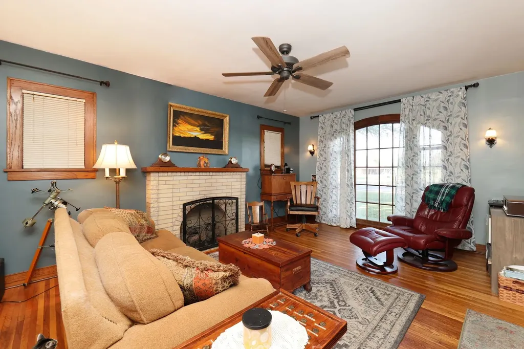 842 N Amidon Avenue Wichita KS 67203