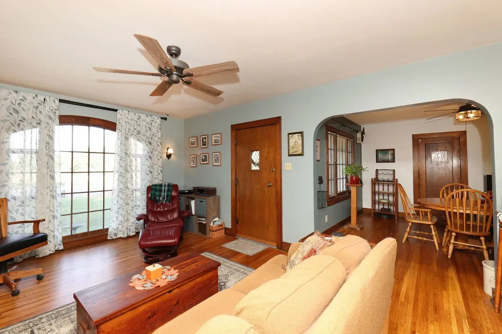 842 N Amidon Avenue Wichita KS 67203