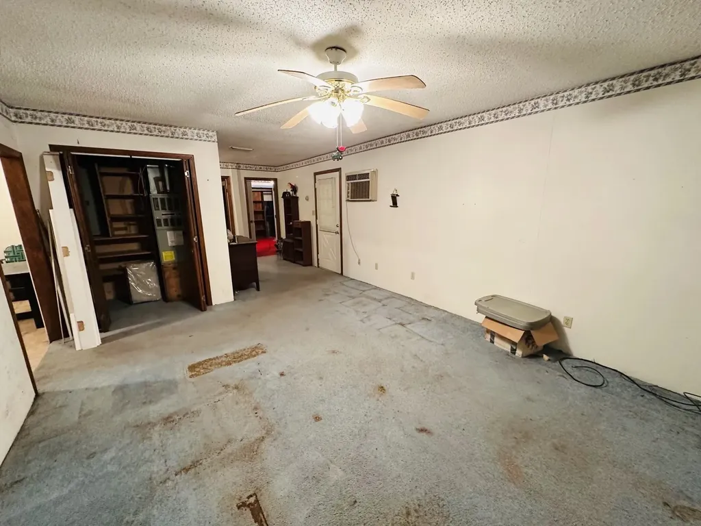 13510 SW 220th Street Douglass KS 67039