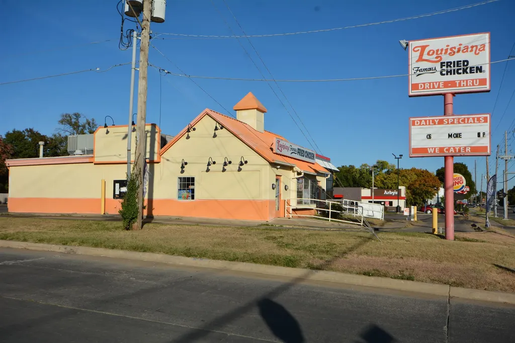 4206 E Harry Street Wichita KS 67218