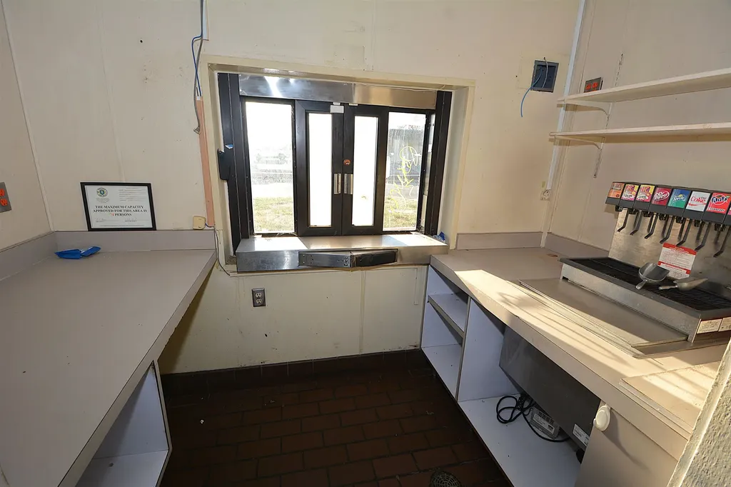 4206 E Harry Street Wichita KS 67218
