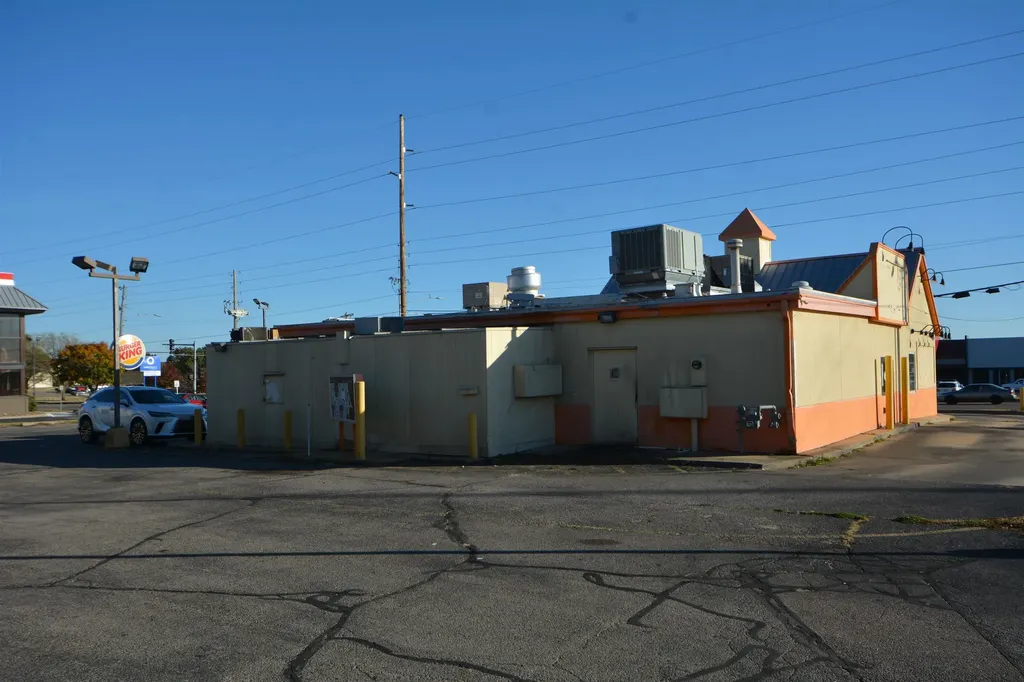 4206 E Harry Street Wichita KS 67218