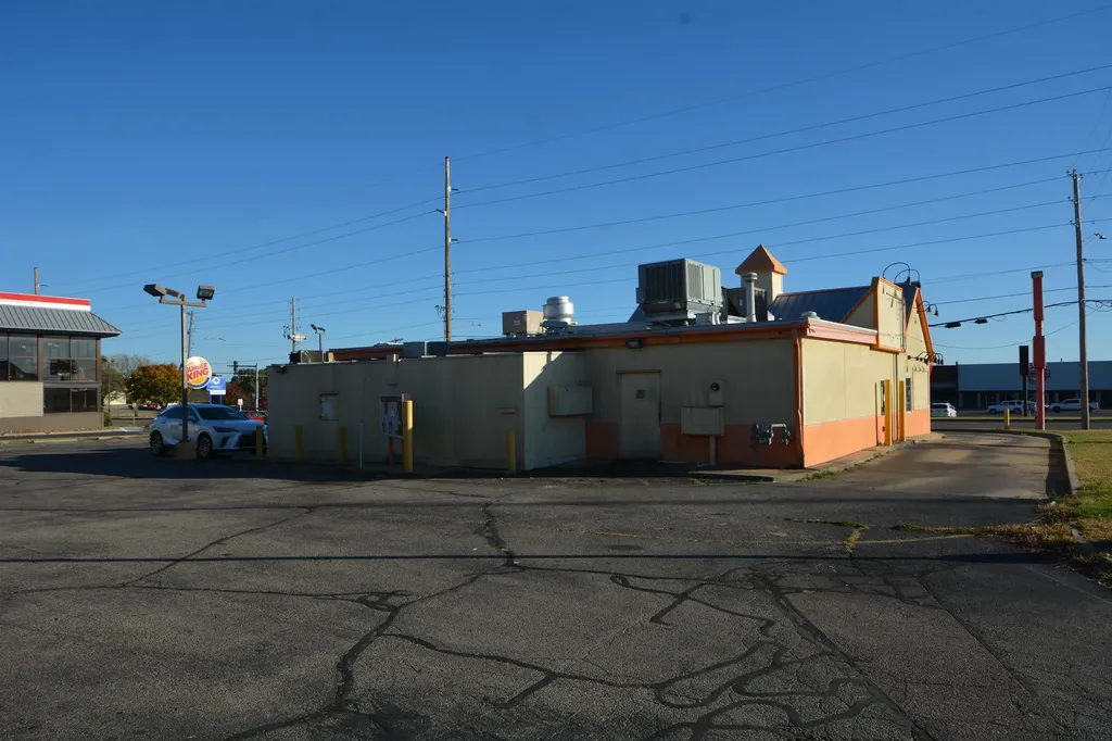 4206 E Harry Street Wichita KS 67218