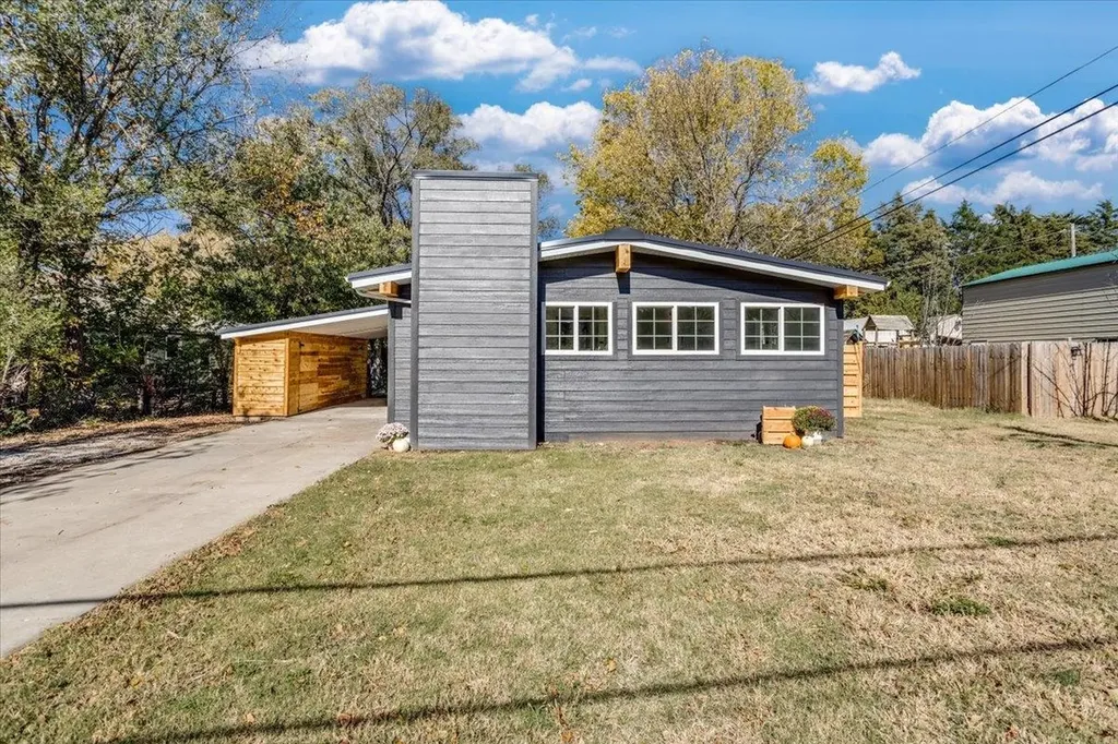 710 North Street Towanda KS 67144