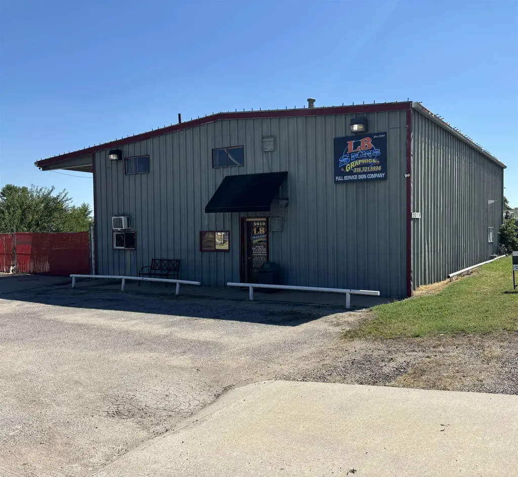 5010 N Maize Road Maize KS 67101