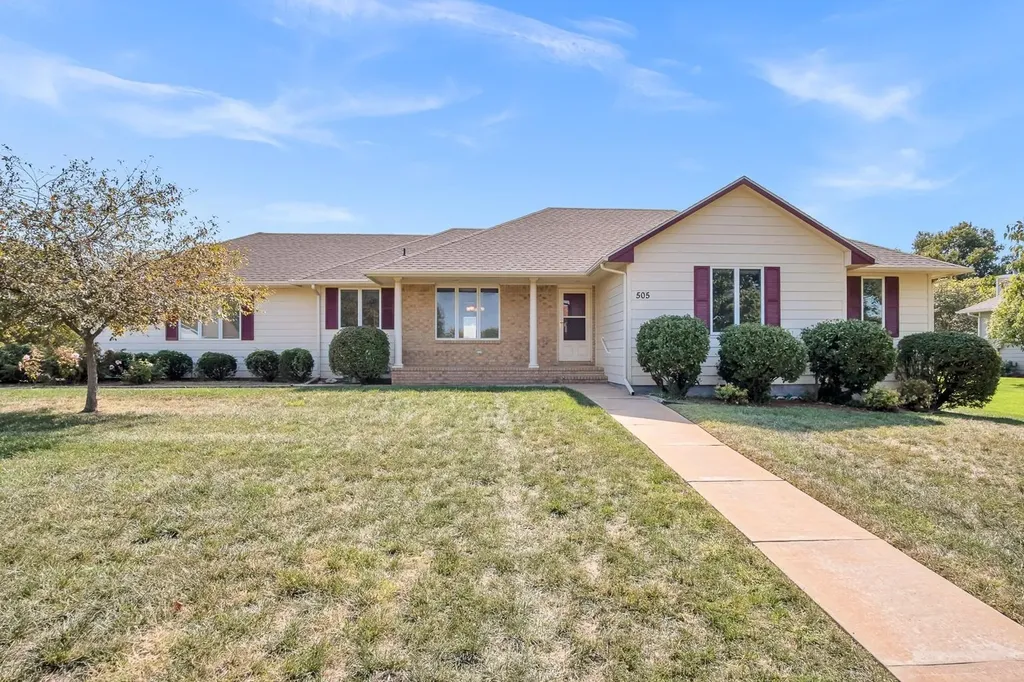 505 Stone Creek Drive Newton KS 67114