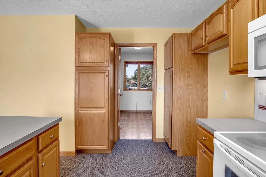 505 Stone Creek Drive Newton KS 67114
