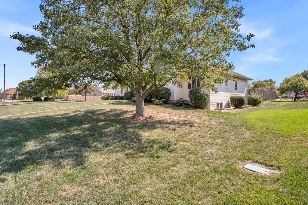 505 Stone Creek Drive Newton KS 67114