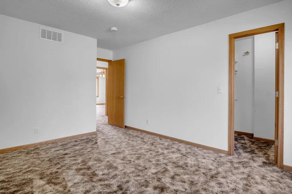 505 Stone Creek Drive Newton KS 67114