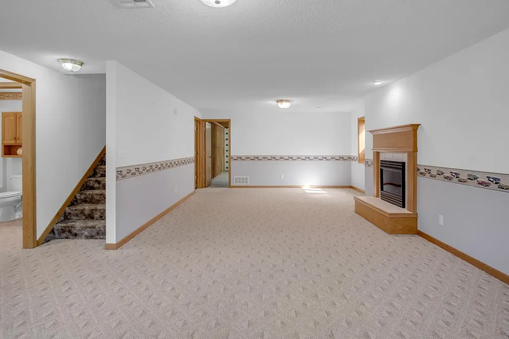505 Stone Creek Drive Newton KS 67114