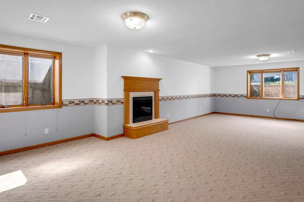 505 Stone Creek Drive Newton KS 67114