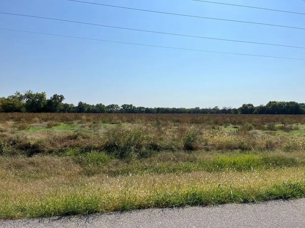 Lot 19 Block A Rio Bella Addition Valley Center KS 67147