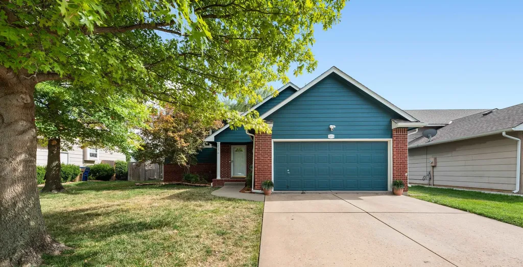 7213 E Brookview Circle Wichita KS 67226