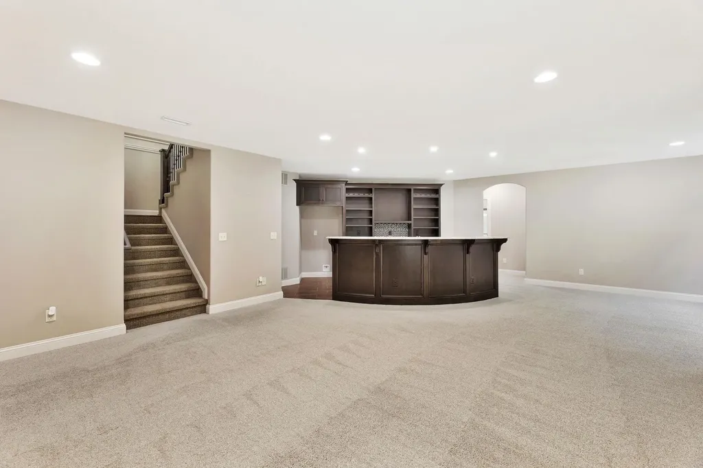 728 N Deerfield Circle Andover KS 67002