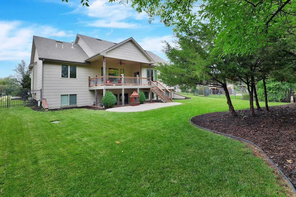 728 N Deerfield Circle Andover KS 67002