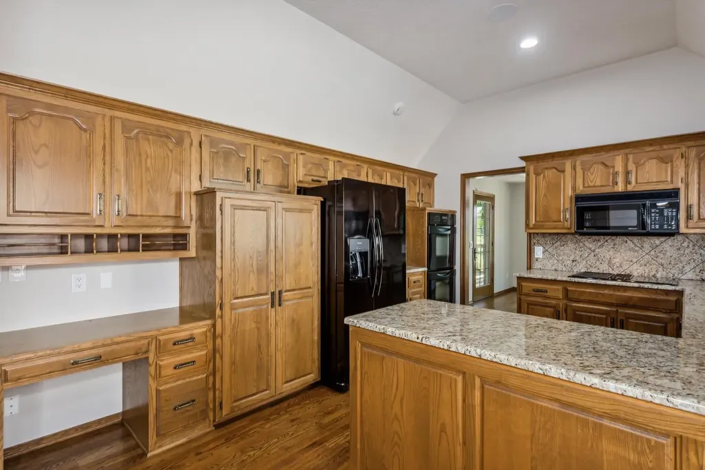 549 N Turnberry Circle Wichita KS 67230