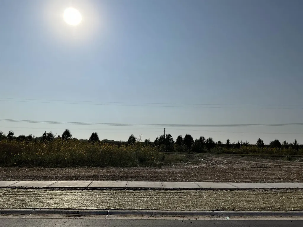 Lot 39 Block A S Blue Lake Wichita KS 67215