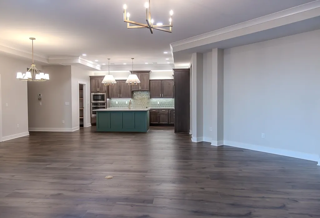 727 E Lexington Lane Andover KS 67002