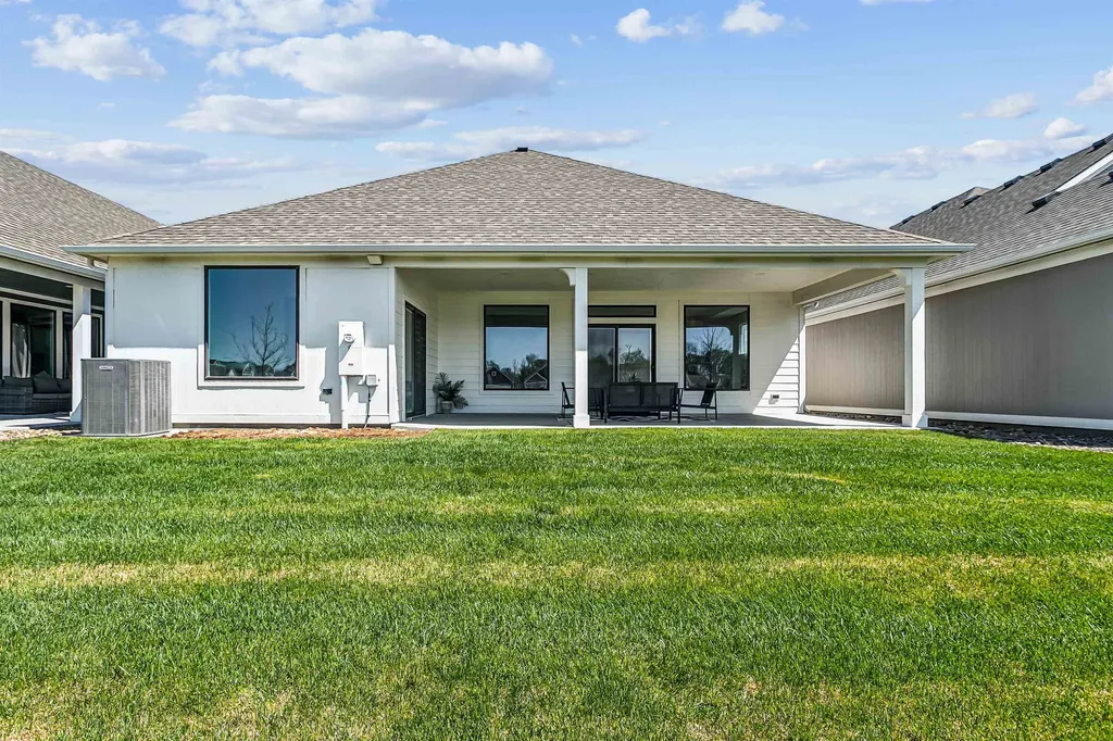 205 S Heritage Way Andover KS 67002