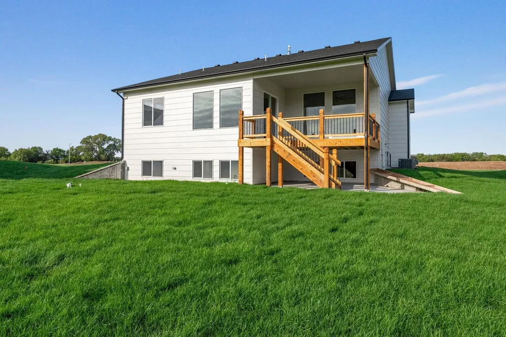 1015 S Brookside Goddard KS 67052