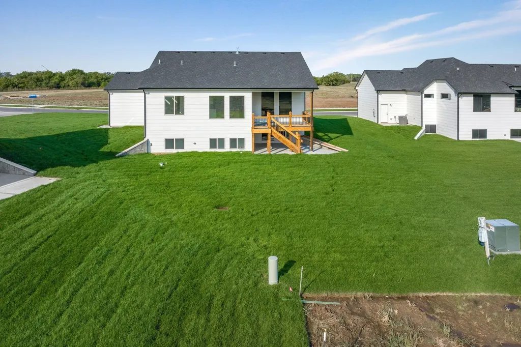 1015 S Brookside Goddard KS 67052