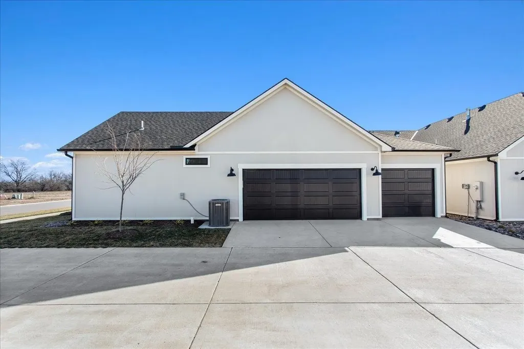 13913 W Barn Owl Street Wichita KS 67235