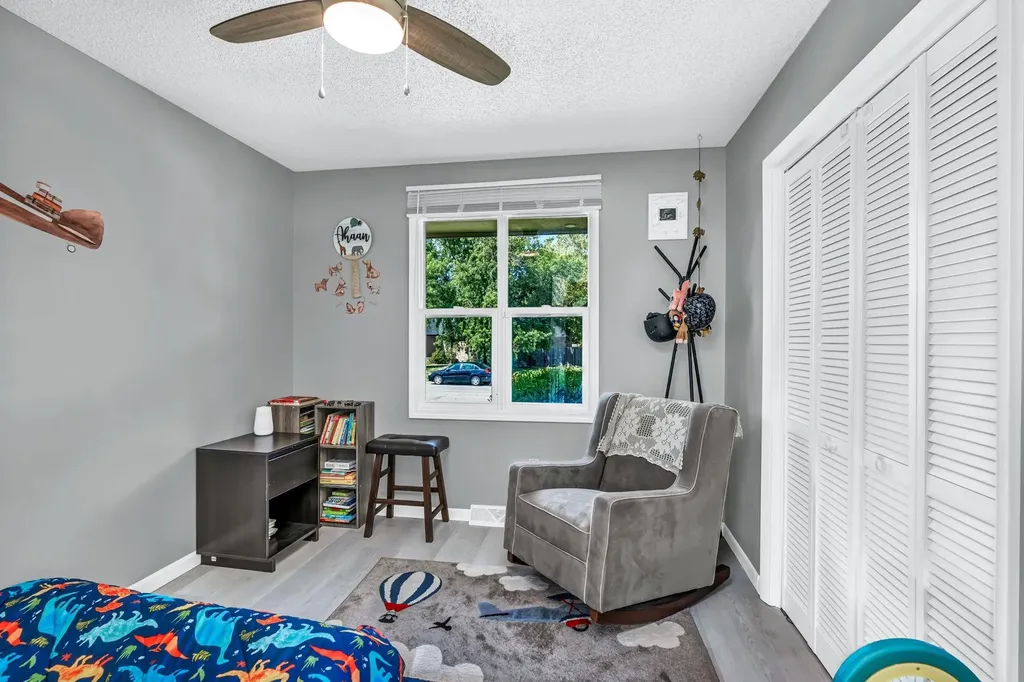 6827 E Bainbridge Road Wichita KS 67226