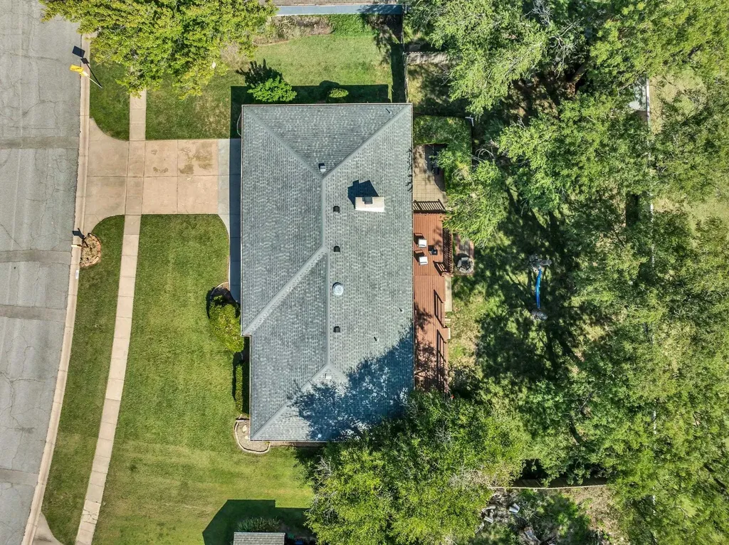 6827 E Bainbridge Road Wichita KS 67226