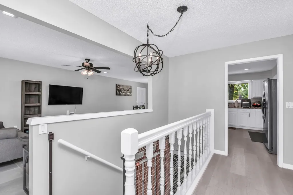 6827 E Bainbridge Road Wichita KS 67226