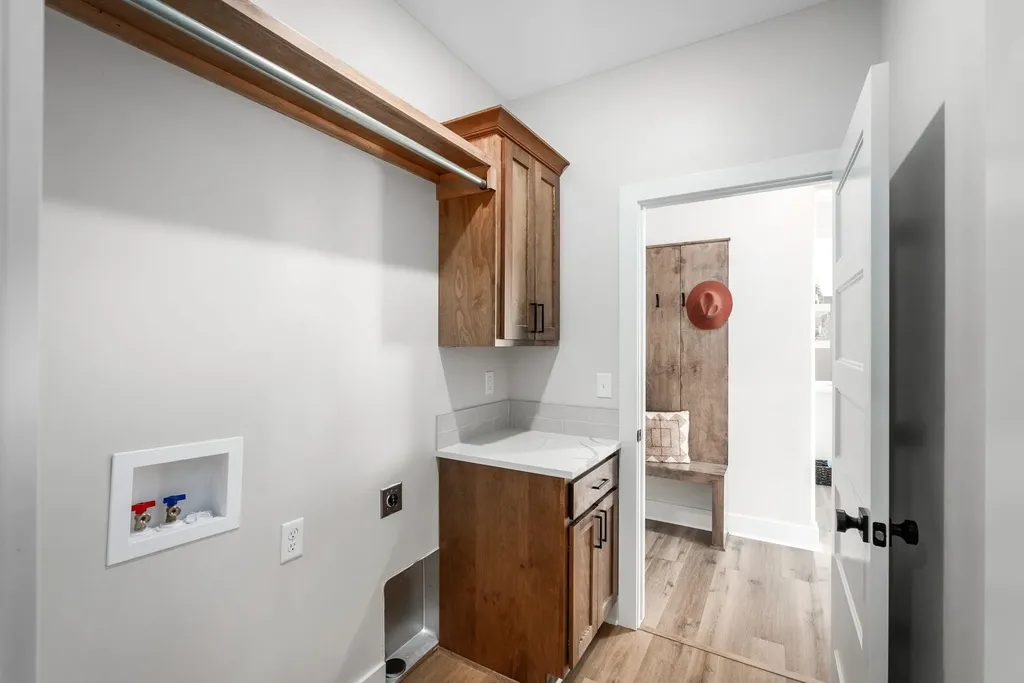 1011 S Brookside Goddard KS 67052