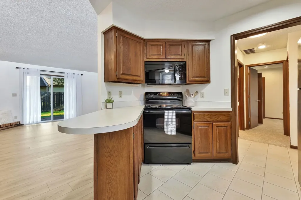 3037 N Longfellow Court Wichita KS 67226