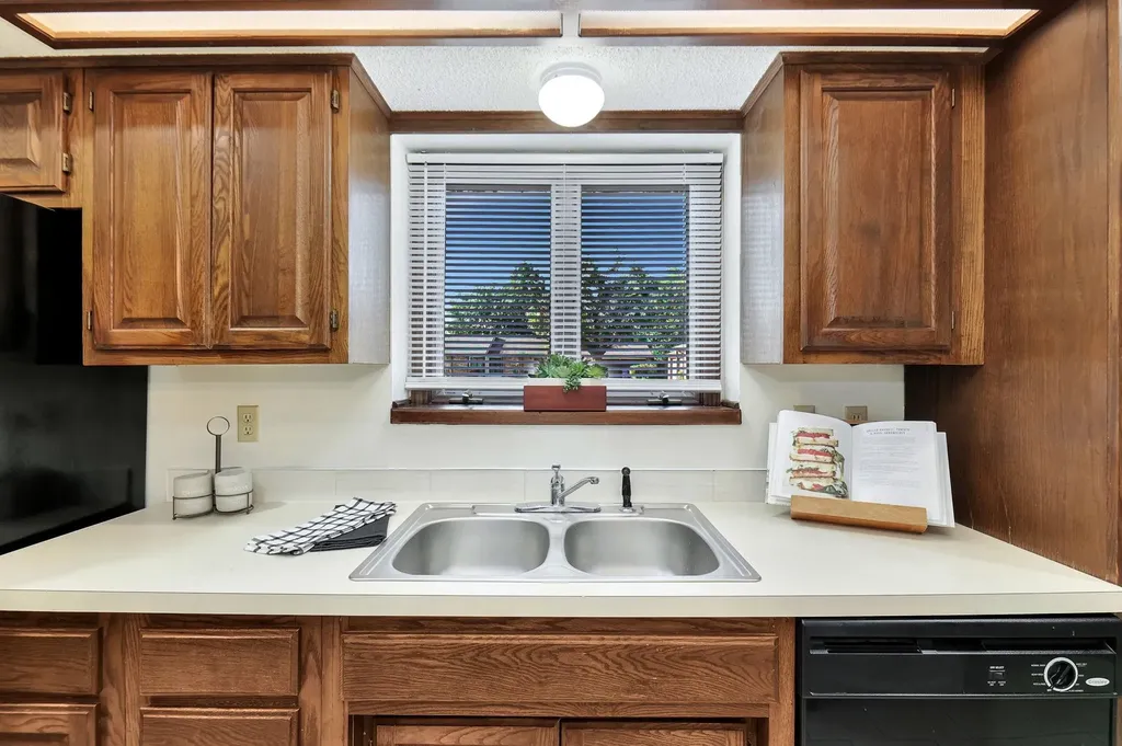 3037 N Longfellow Court Wichita KS 67226
