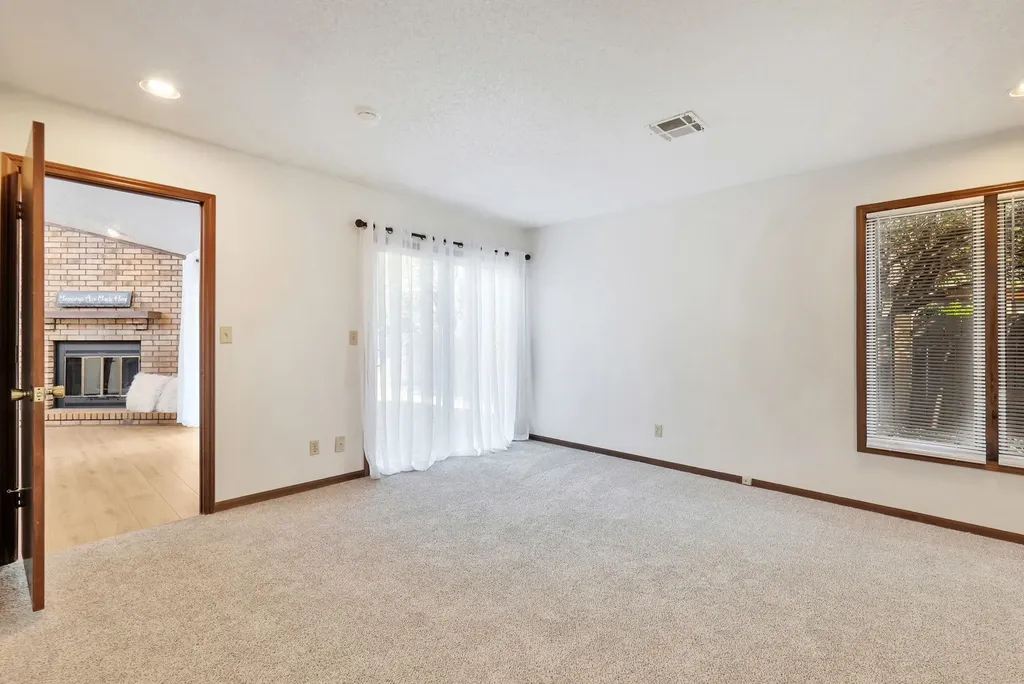 3037 N Longfellow Court Wichita KS 67226