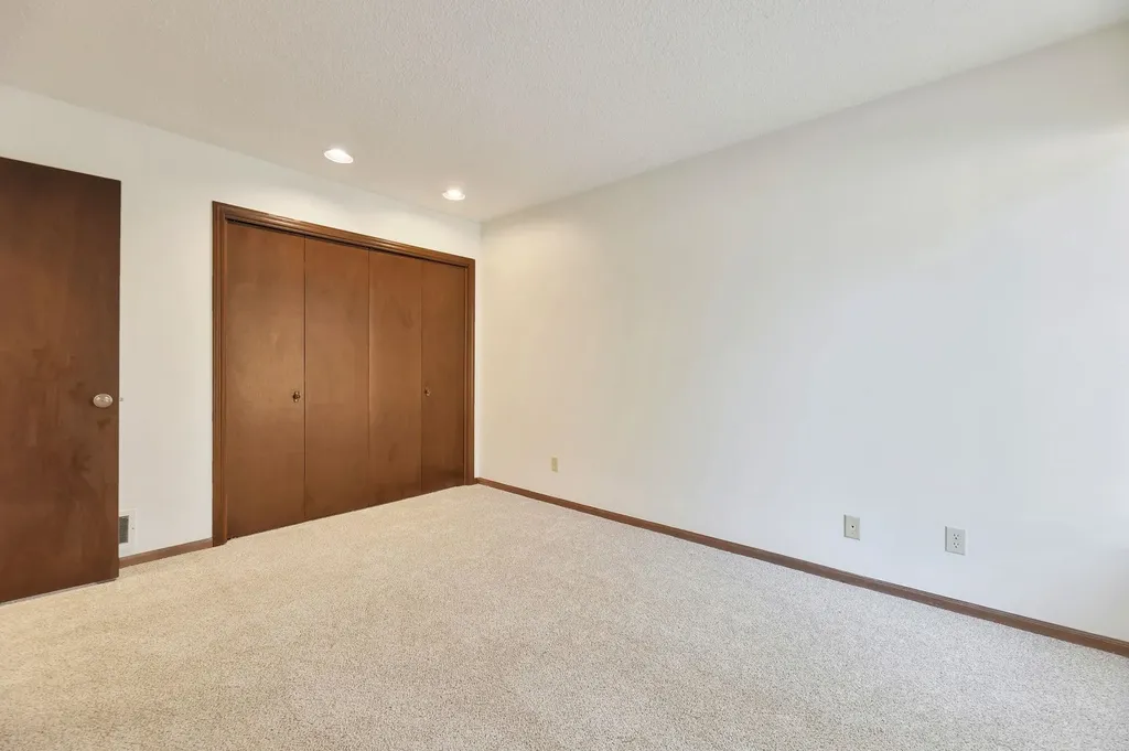 3037 N Longfellow Court Wichita KS 67226